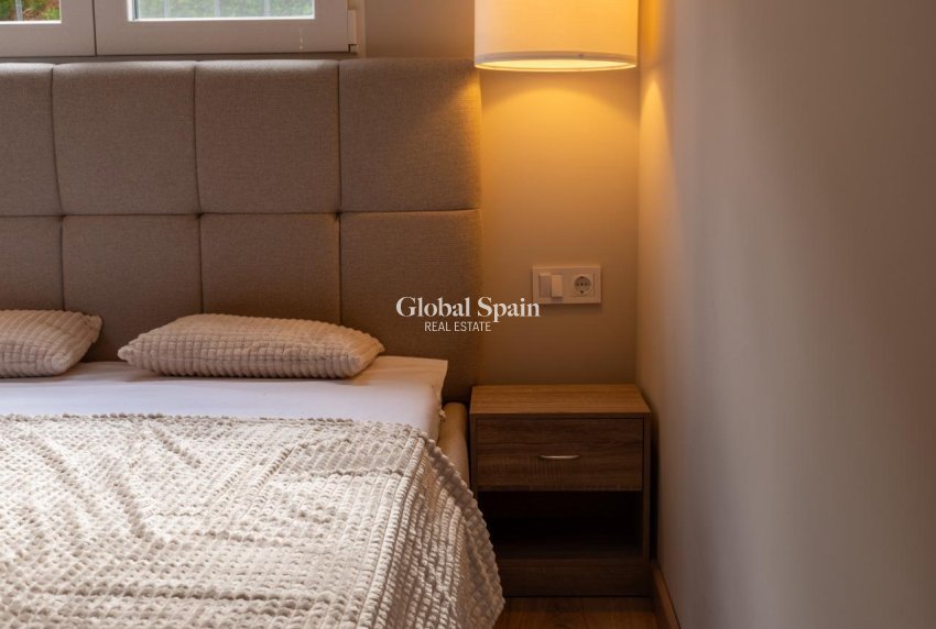 Venta - APARTAMENTO -
TORREVIEJA - La Veleta