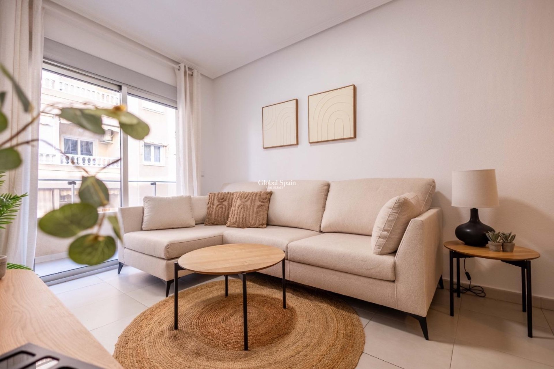 Venta - APARTAMENTO -
TORREVIEJA - Las calas