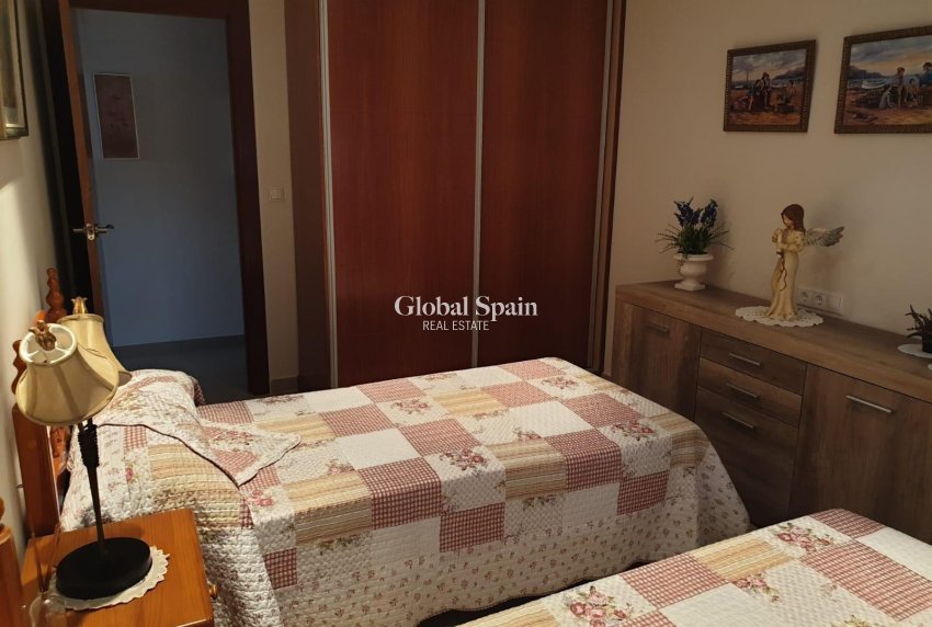 Venta - APARTAMENTO -
TORREVIEJA - Las Piscinas Naturales