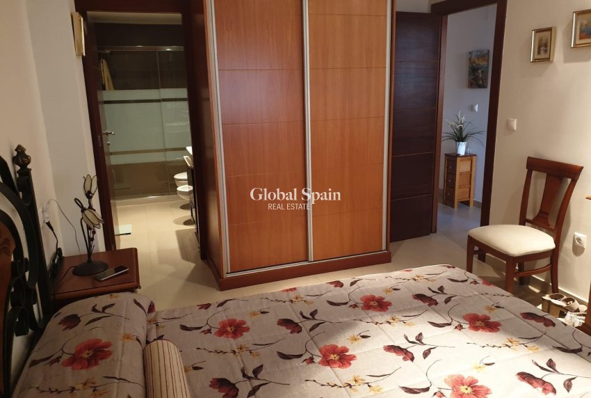 Venta - APARTAMENTO -
TORREVIEJA - Las Piscinas Naturales