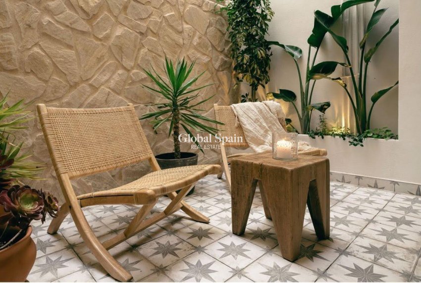 Venta - APARTAMENTO -
TORREVIEJA - Las Piscinas Naturales