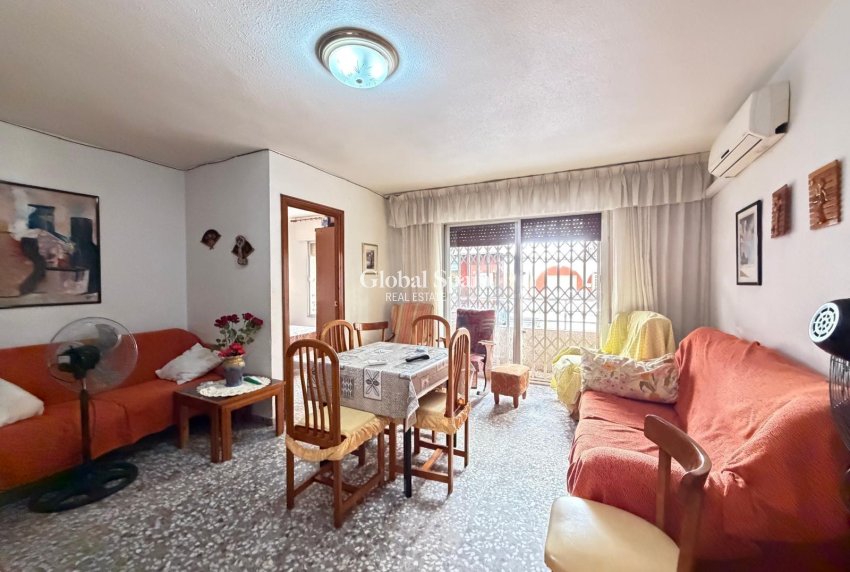 Venta - APARTAMENTO -
TORREVIEJA - Las Piscinas Naturales
