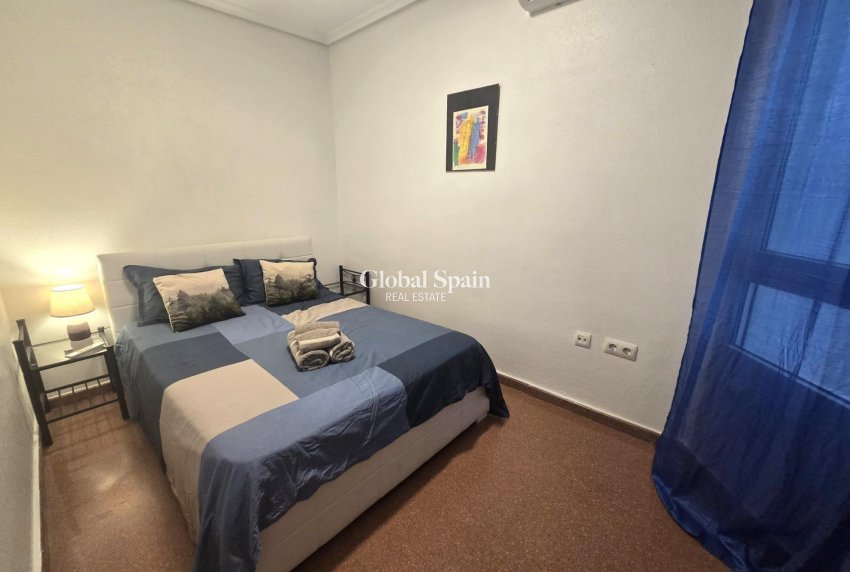 Venta - APARTAMENTO -
TORREVIEJA - Las Piscinas Naturales