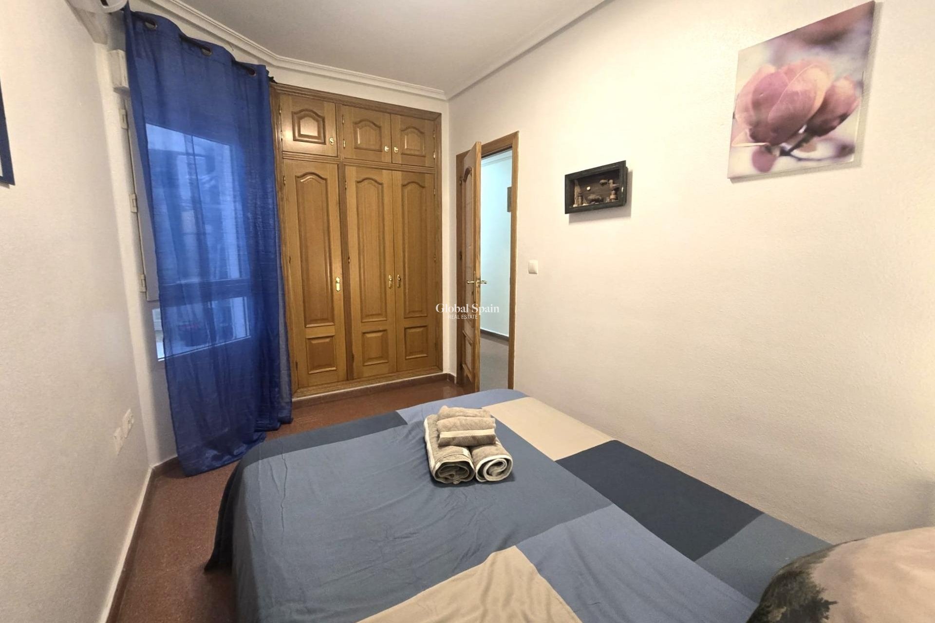 Venta - APARTAMENTO -
TORREVIEJA - Las Piscinas Naturales