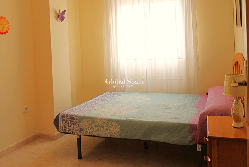 Venta - APARTAMENTO -
TORREVIEJA - Las Piscinas Naturales