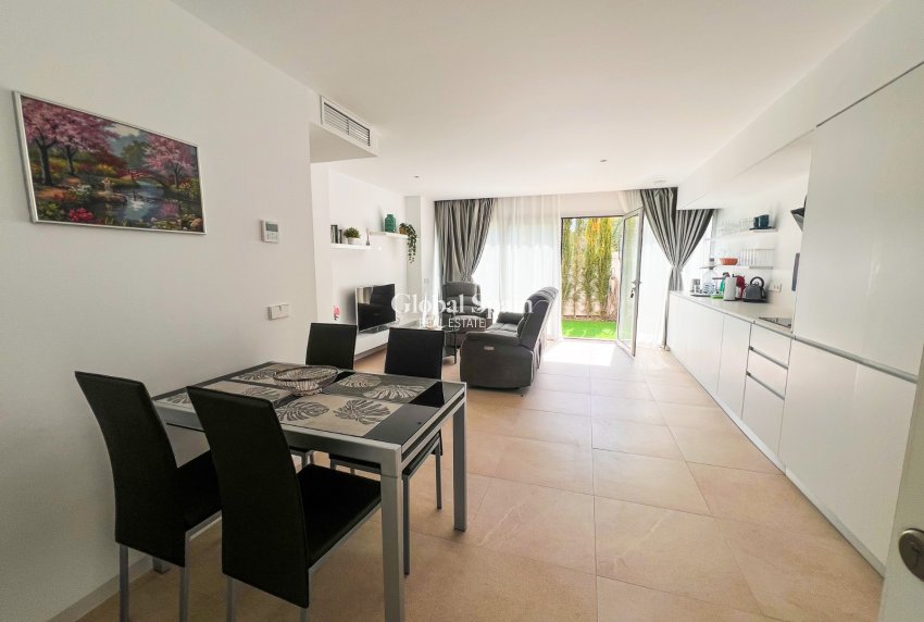 Venta - APARTAMENTO -
TORREVIEJA - LOS BALCONES - LOS ALTOS