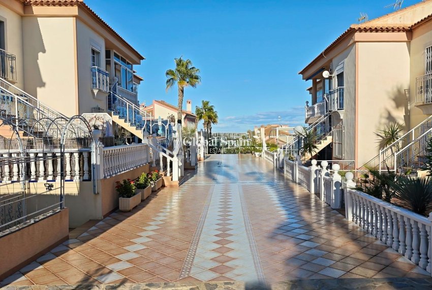 Venta - APARTAMENTO -
TORREVIEJA - LOS BALCONES - LOS ALTOS