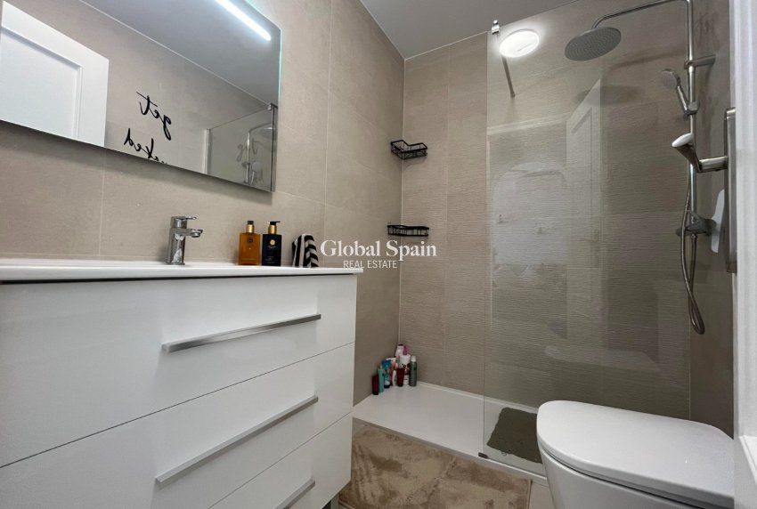 Venta - APARTAMENTO -
TORREVIEJA - LOS BALCONES - LOS ALTOS