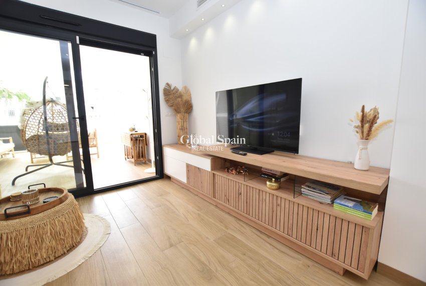 Venta - APARTAMENTO -
TORREVIEJA - LOS BALCONES - LOS ALTOS