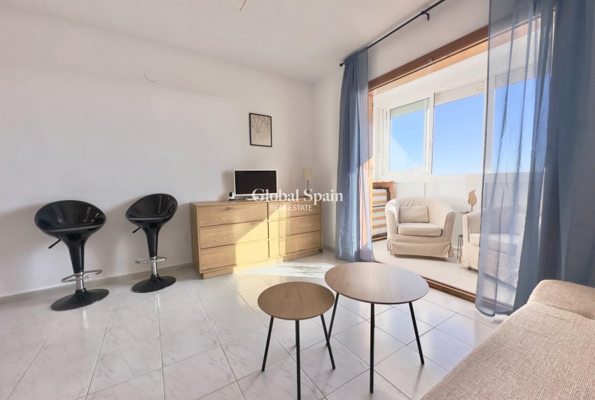 Venta - APARTAMENTO -
TORREVIEJA - Los Europeos