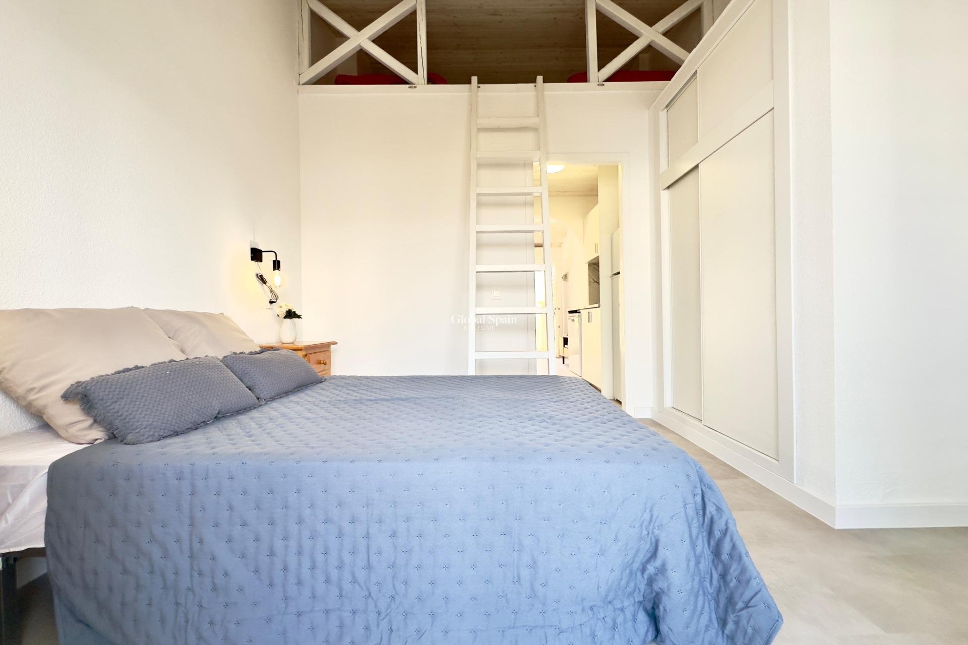 Venta - Apartamento -
TORREVIEJA - Los Frutales