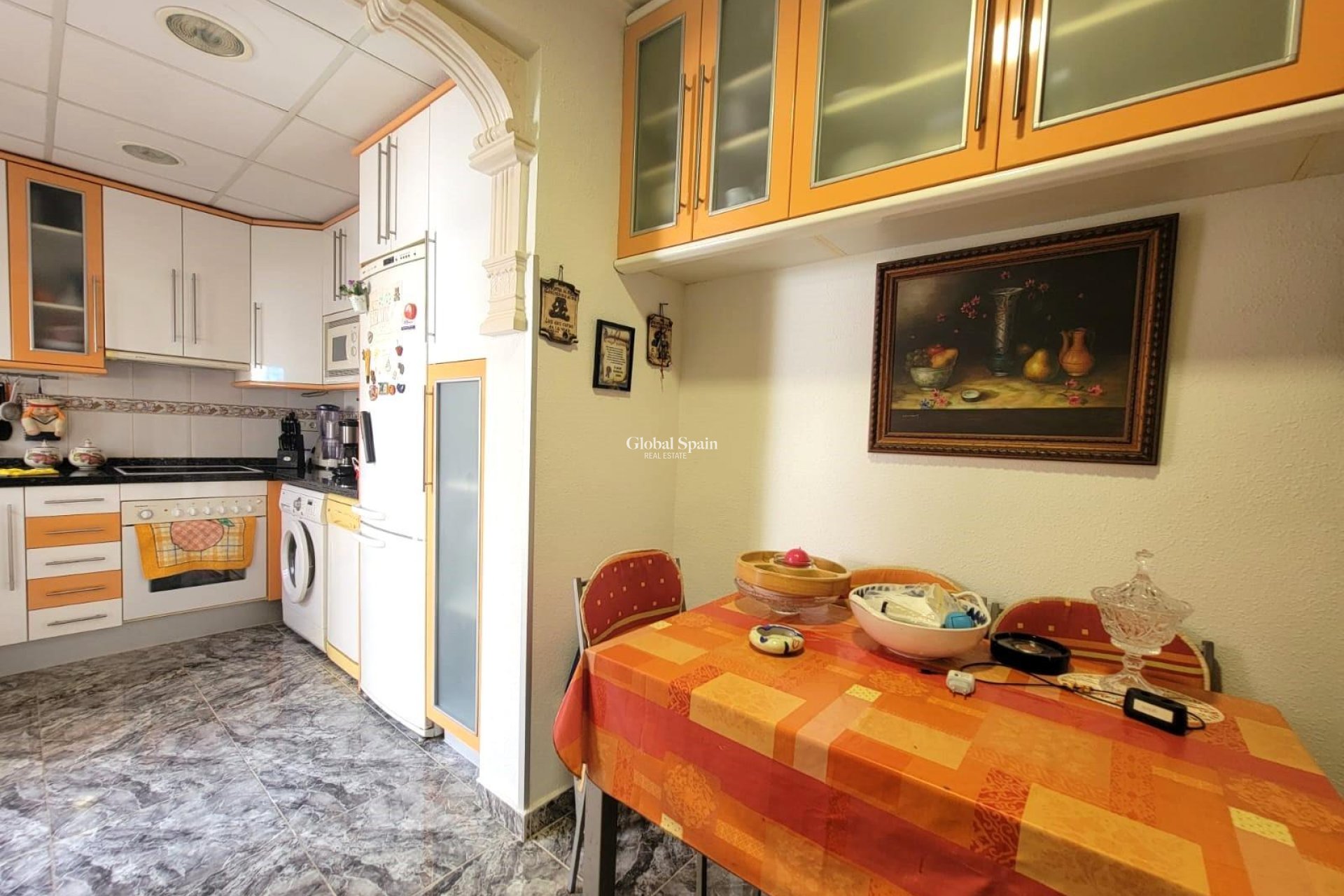 Venta - APARTAMENTO -
TORREVIEJA - Los Frutales