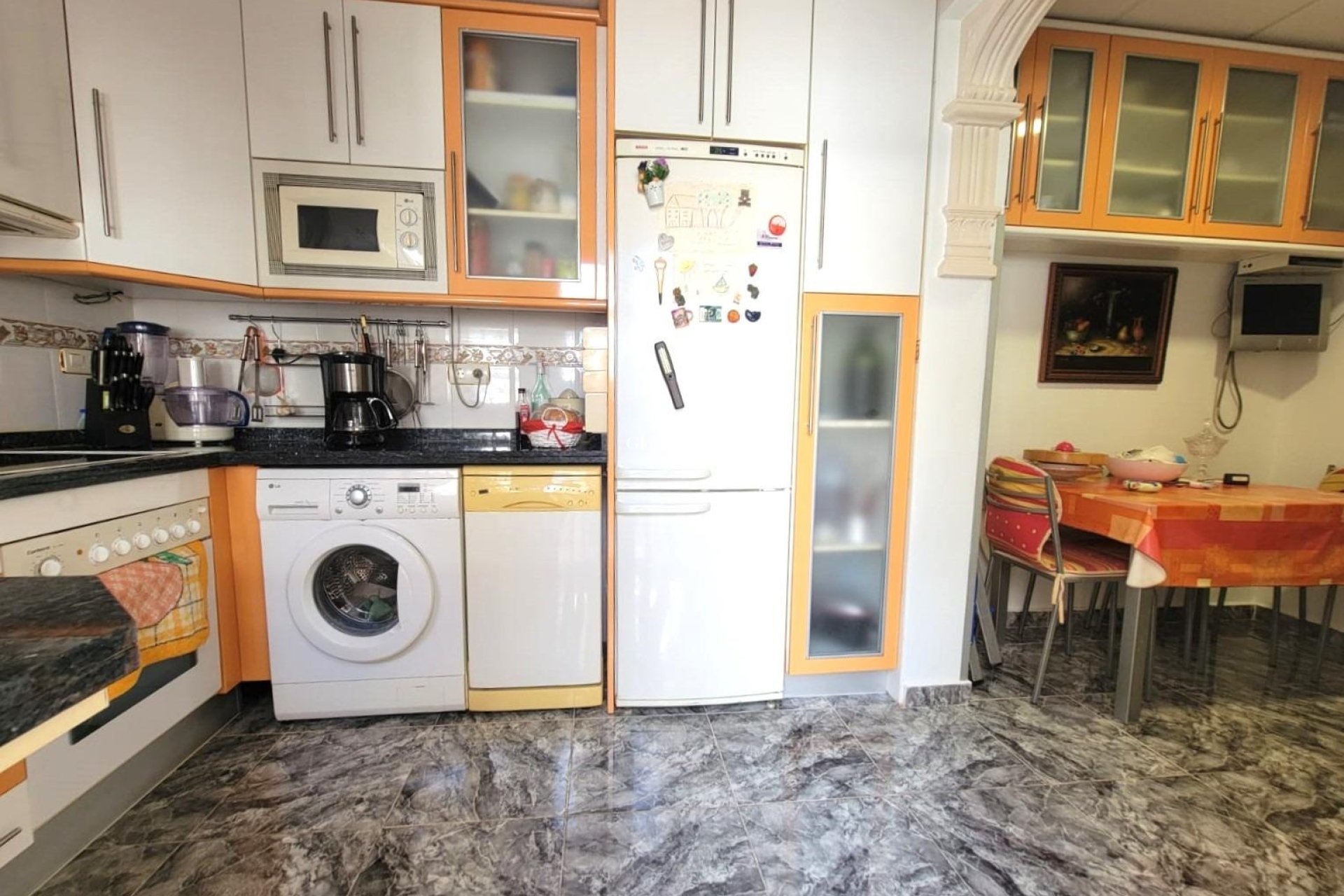 Venta - APARTAMENTO -
TORREVIEJA - Los Frutales