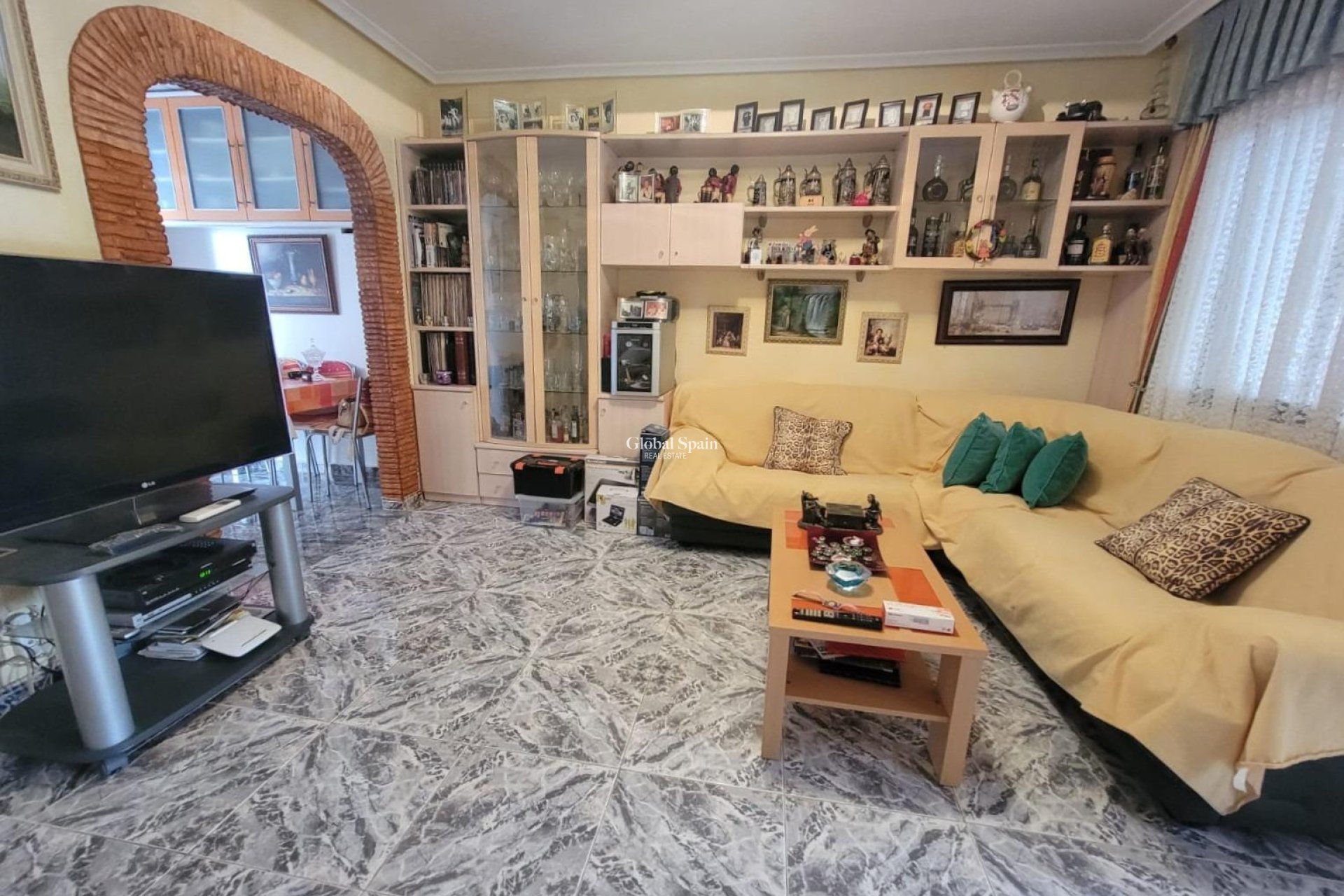 Venta - APARTAMENTO -
TORREVIEJA - Los Frutales