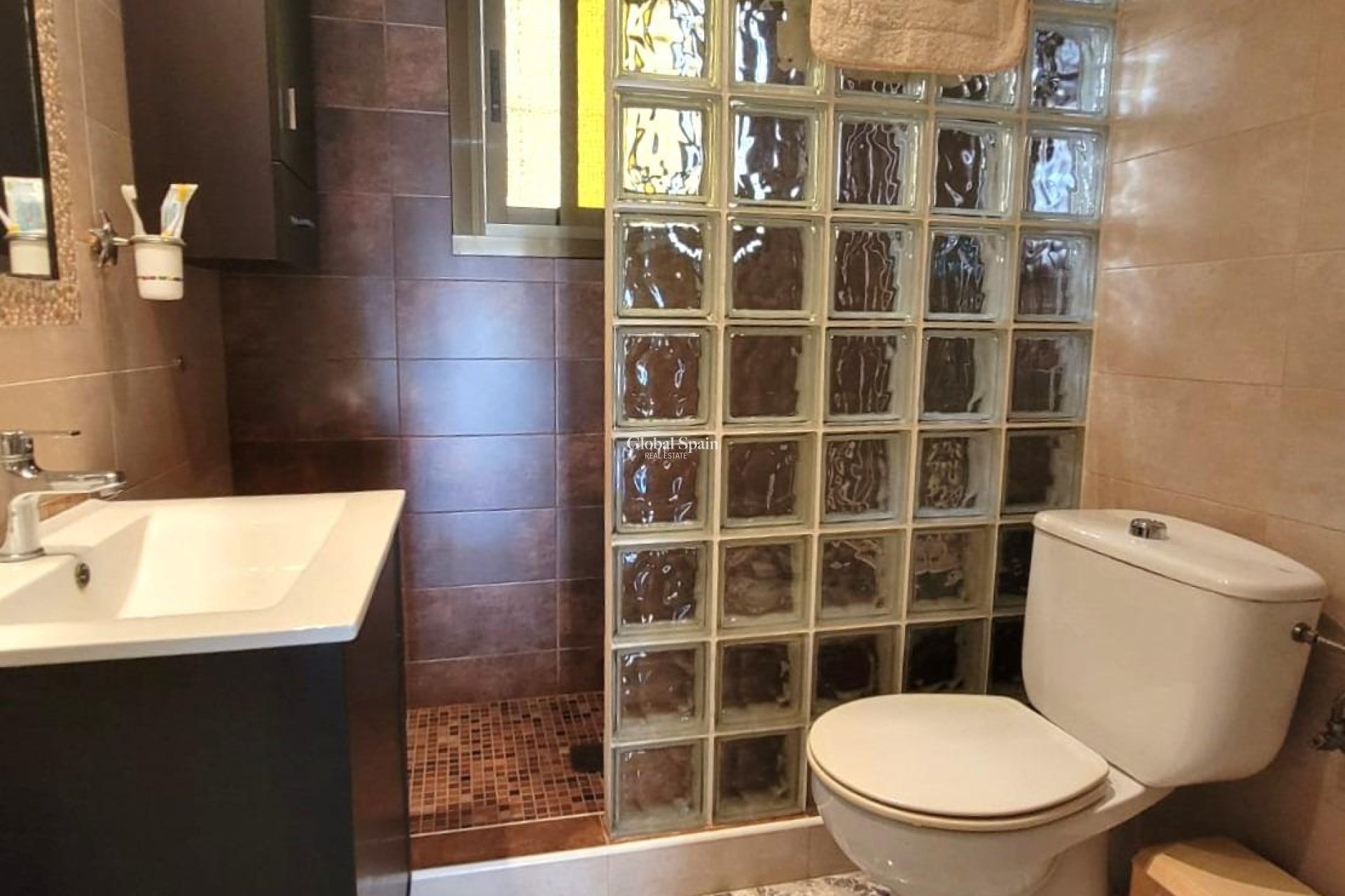 Venta - APARTAMENTO -
TORREVIEJA - Los Frutales