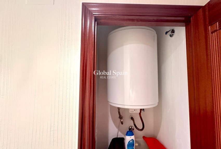 Venta - APARTAMENTO -
TORREVIEJA - Los Frutales