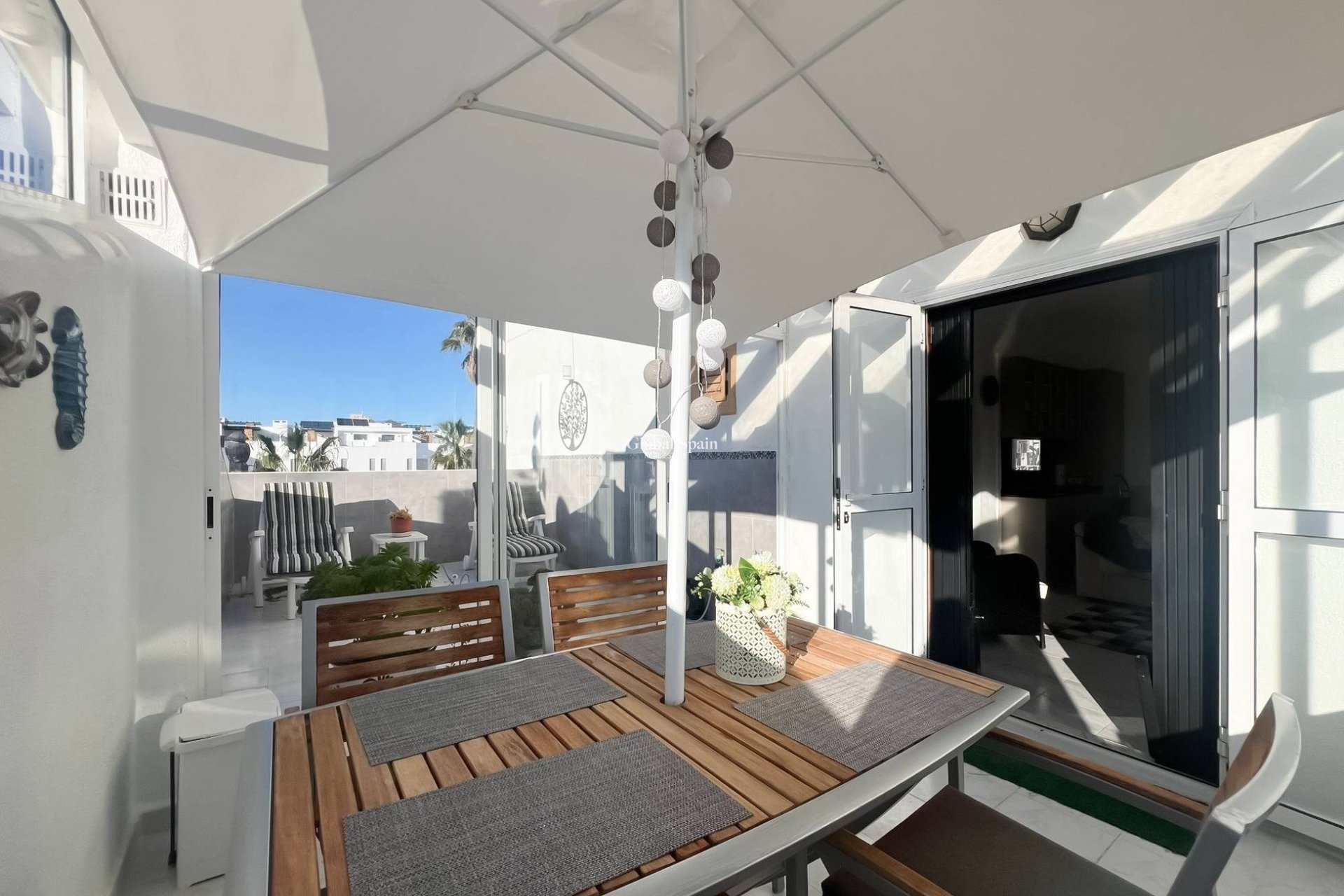 Venta - APARTAMENTO -
TORREVIEJA - Los Frutales