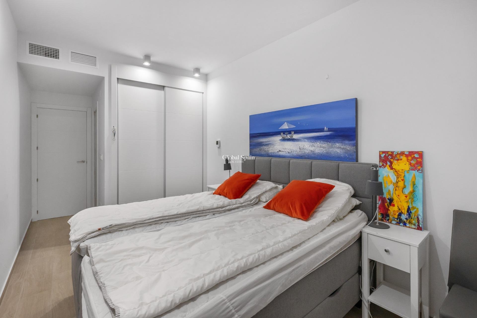Venta - APARTAMENTO -
TORREVIEJA - Los Frutales