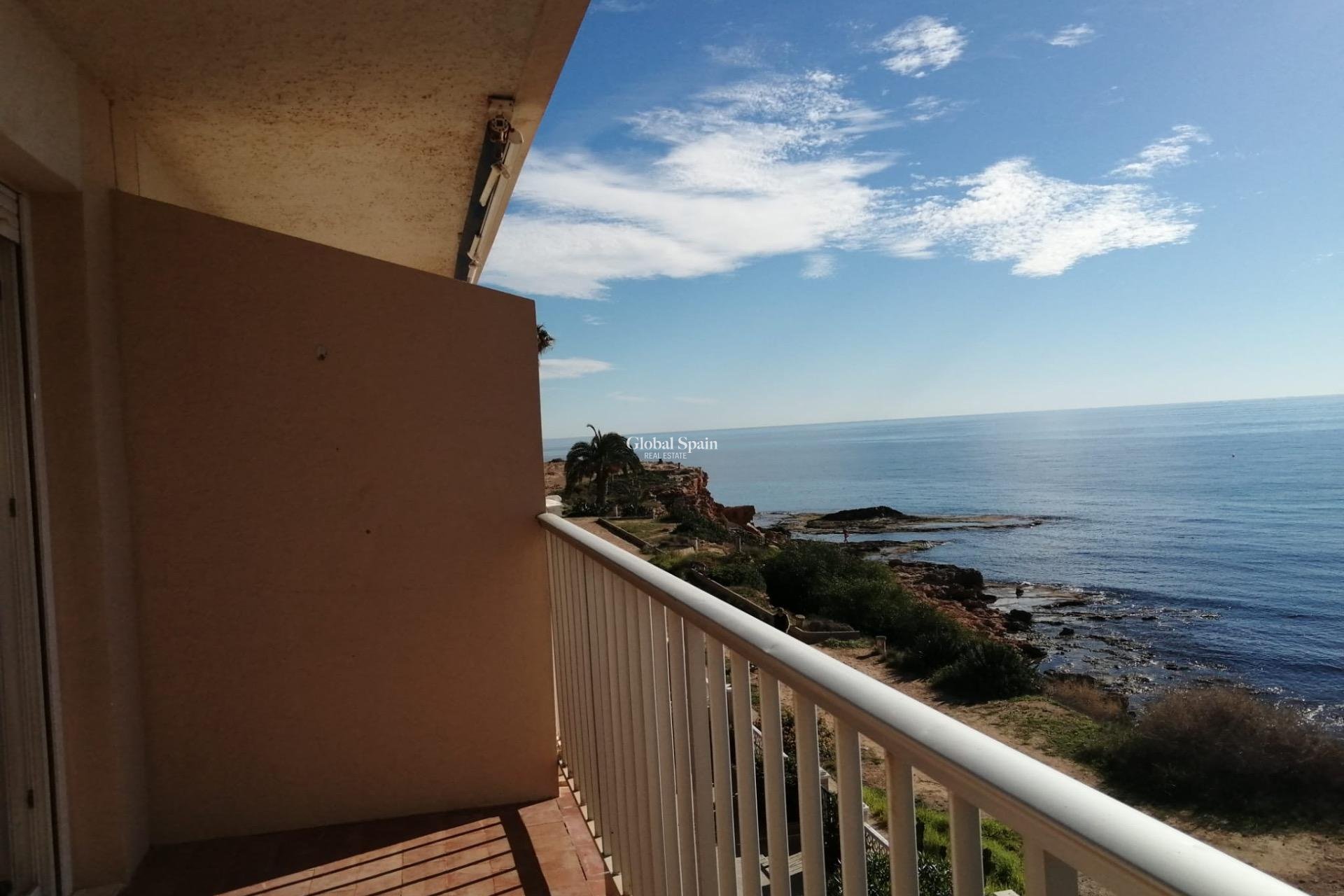 Venta - APARTAMENTO -
TORREVIEJA - Los Frutales
