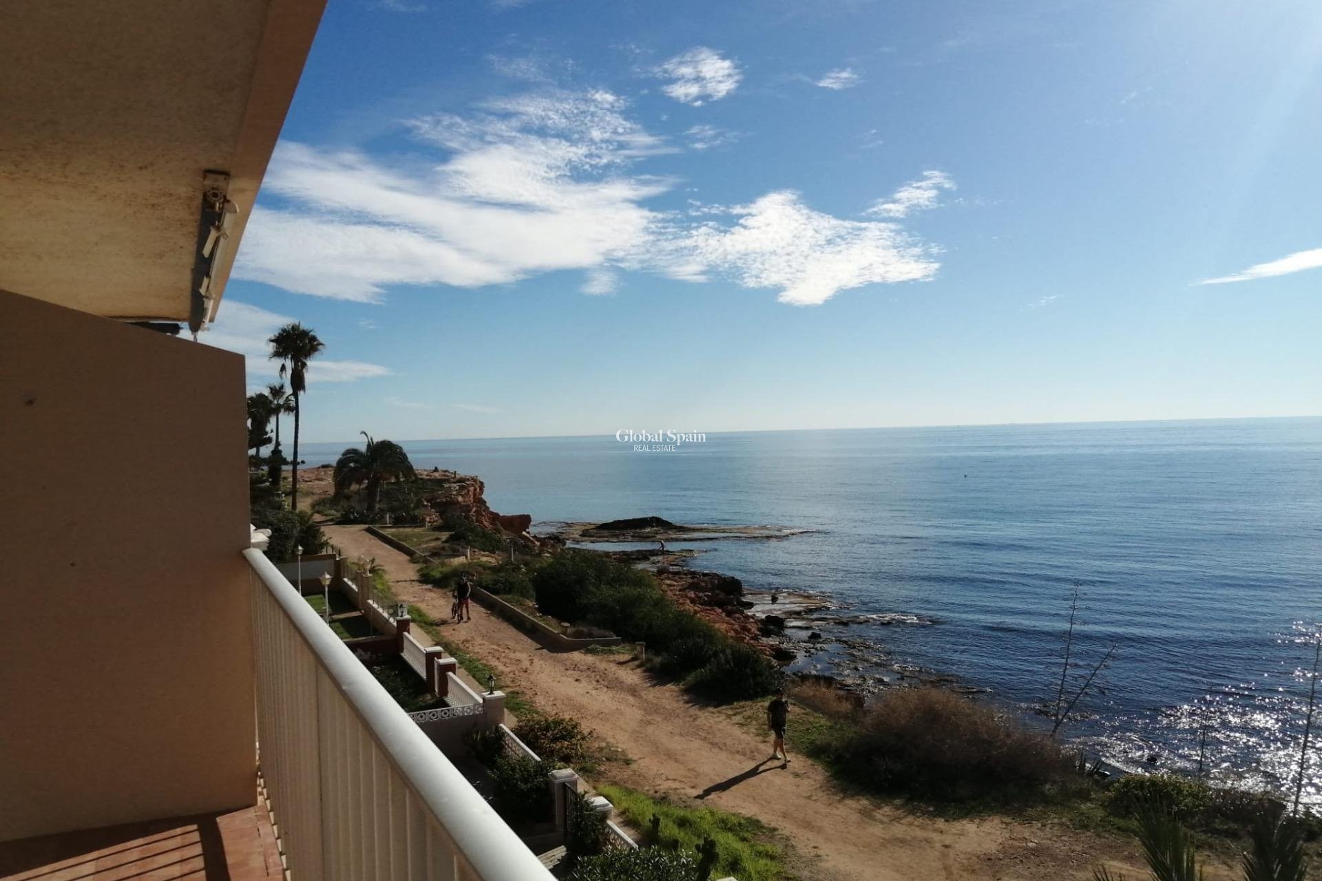 Venta - APARTAMENTO -
TORREVIEJA - Los Frutales
