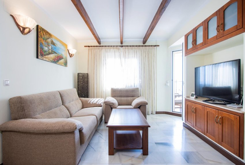 Venta - APARTAMENTO -
TORREVIEJA - Los Frutales