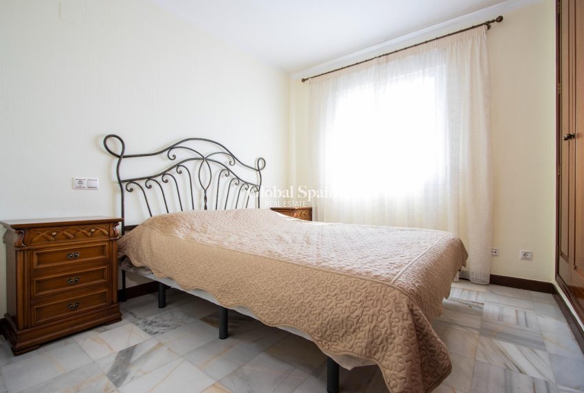 Venta - APARTAMENTO -
TORREVIEJA - Los Frutales