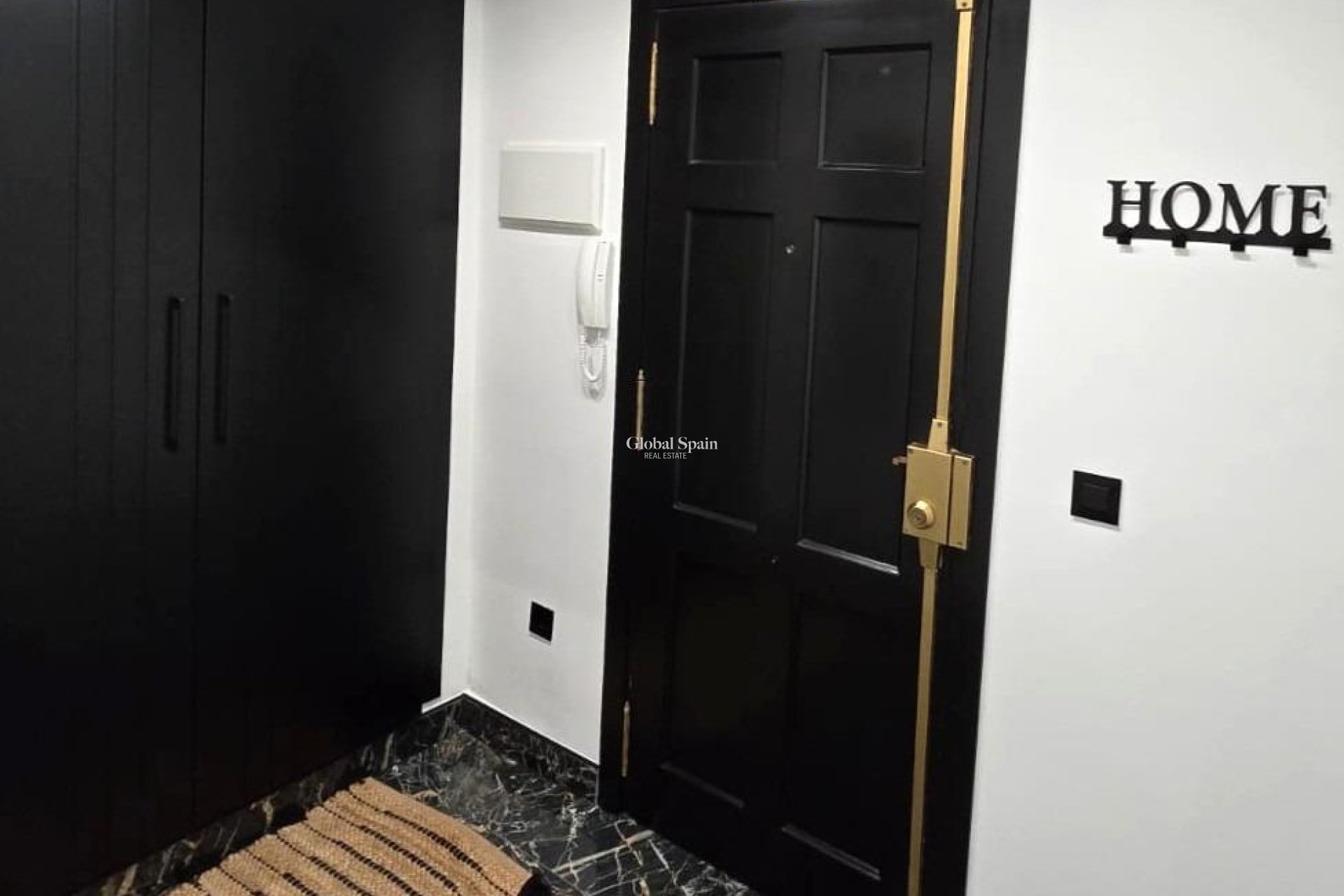 Venta - APARTAMENTO -
TORREVIEJA - Los Frutales