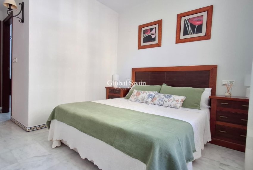 Venta - APARTAMENTO -
TORREVIEJA - Los Frutales