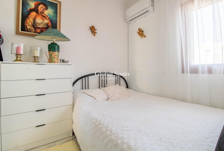 Venta - APARTAMENTO -
TORREVIEJA - Los Frutales