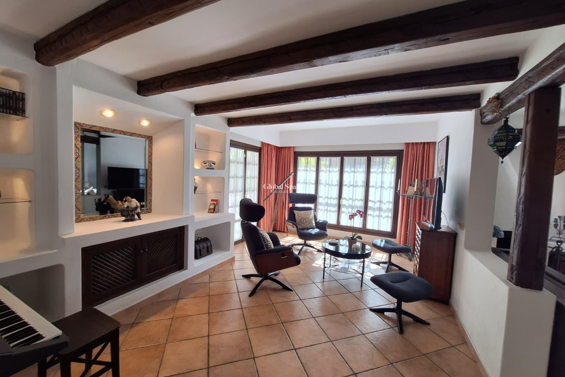 Venta - APARTAMENTO -
TORREVIEJA - Los Frutales