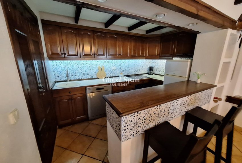 Venta - APARTAMENTO -
TORREVIEJA - Los Frutales