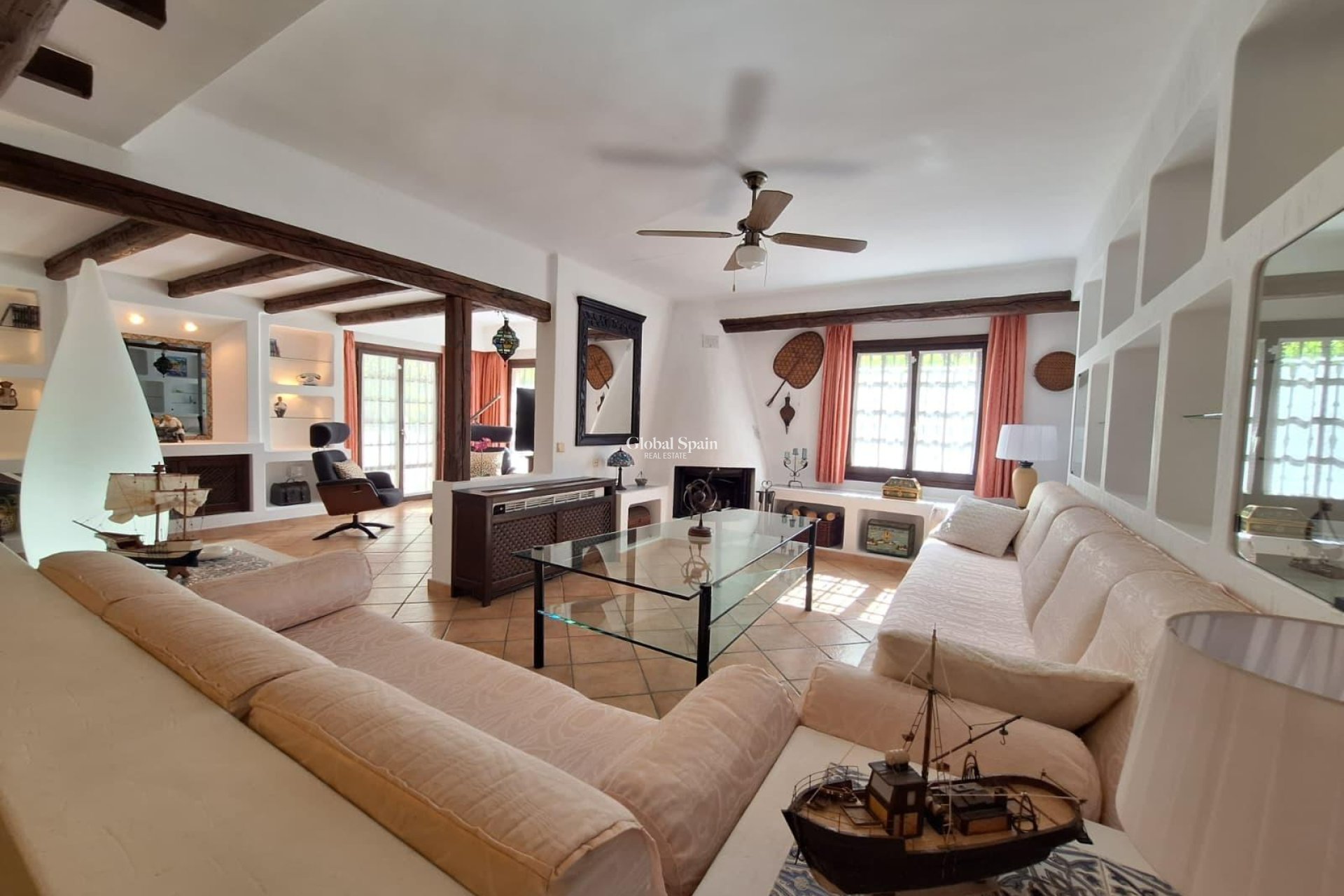 Venta - APARTAMENTO -
TORREVIEJA - Los Frutales
