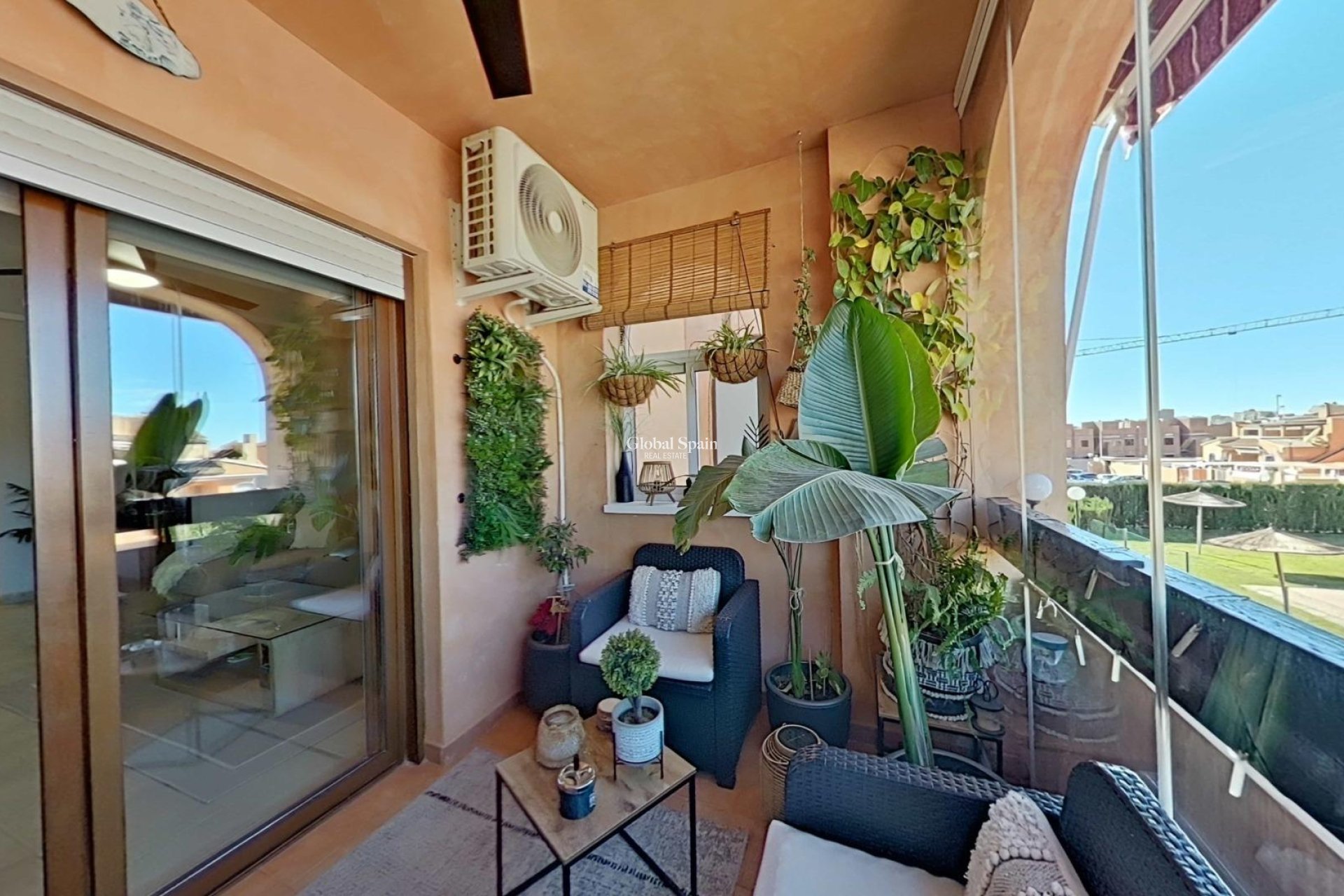 Venta - APARTAMENTO -
TORREVIEJA - Nueva Torrevieja