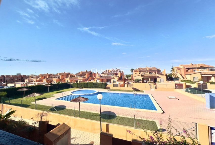 Venta - APARTAMENTO -
TORREVIEJA - Nueva Torrevieja