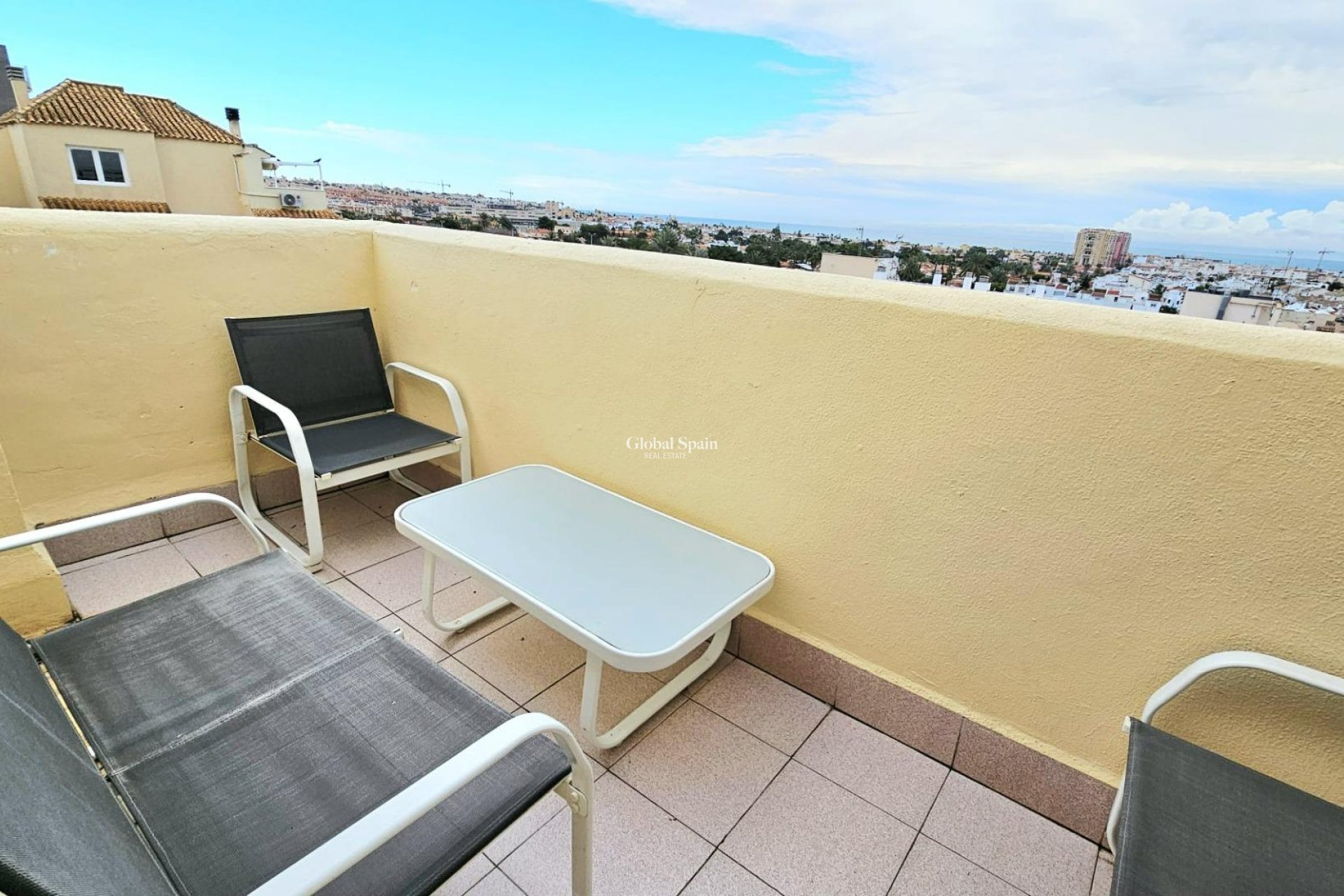 Venta - APARTAMENTO -
TORREVIEJA - Nueva Torrevieja