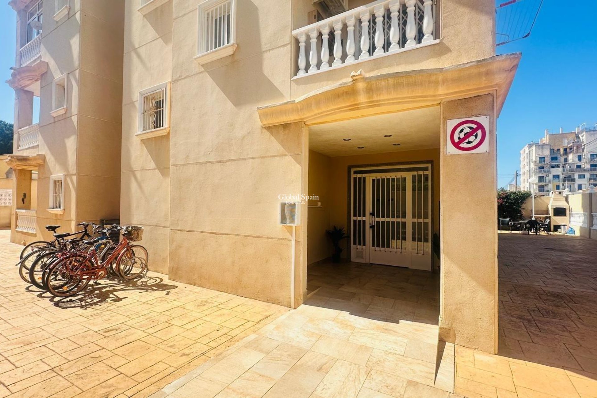Venta - APARTAMENTO -
TORREVIEJA - Nueva Torrevieja