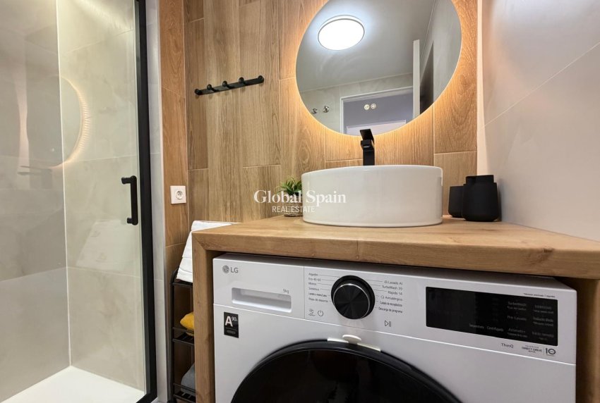 Venta - APARTAMENTO -
TORREVIEJA - Nueva Torrevieja