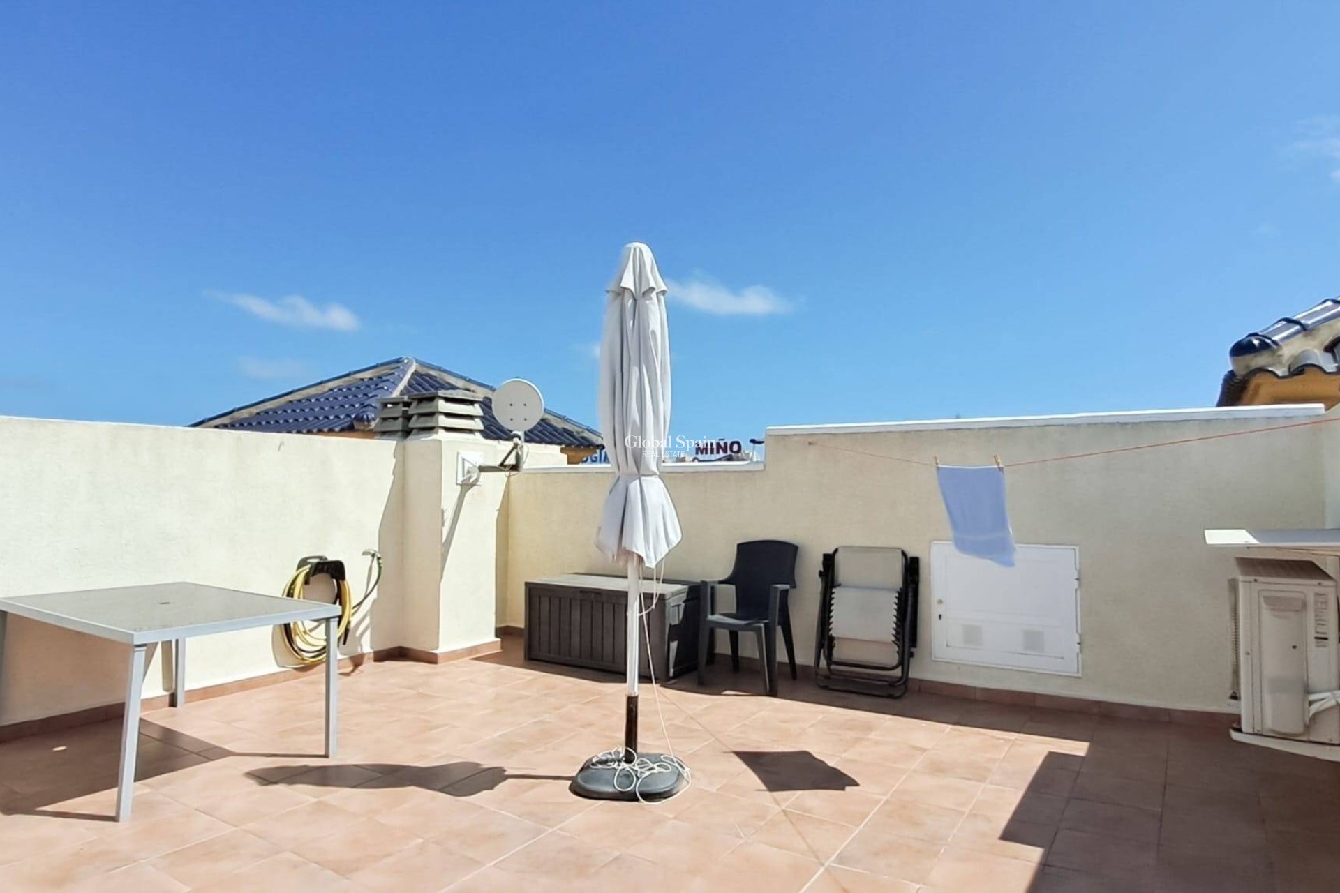 Venta - APARTAMENTO -
TORREVIEJA - Parque Acuático - Sector 25
