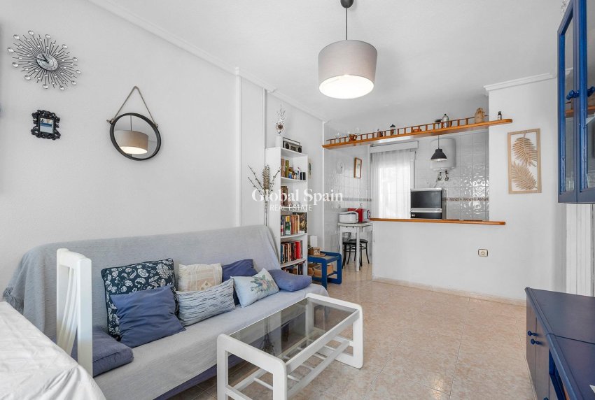 Venta - APARTAMENTO -
TORREVIEJA - Parque de las Naciones