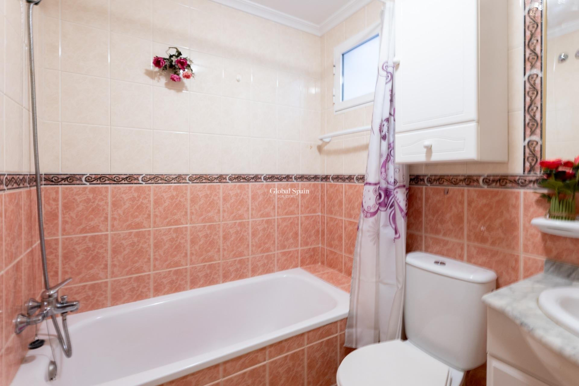 Venta - APARTAMENTO -
TORREVIEJA - Parque de las Naciones