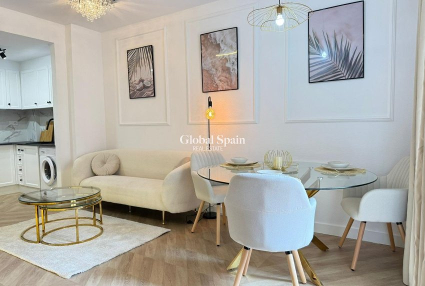 Venta - APARTAMENTO -
TORREVIEJA - Parque de las Naciones