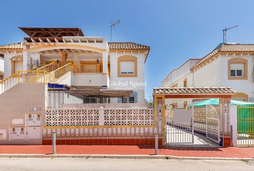Venta - APARTAMENTO -
TORREVIEJA - Parque de las Naciones