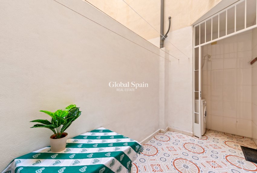 Venta - APARTAMENTO -
TORREVIEJA - Parque de las Naciones