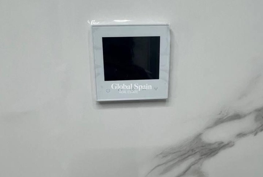 Venta - APARTAMENTO -
TORREVIEJA - Parque de las Naciones