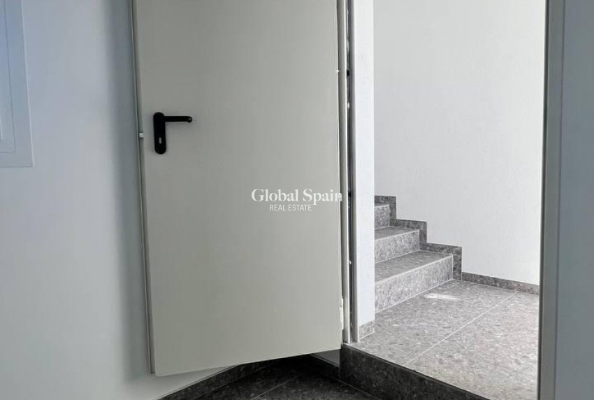 Venta - APARTAMENTO -
TORREVIEJA - Parque de las Naciones