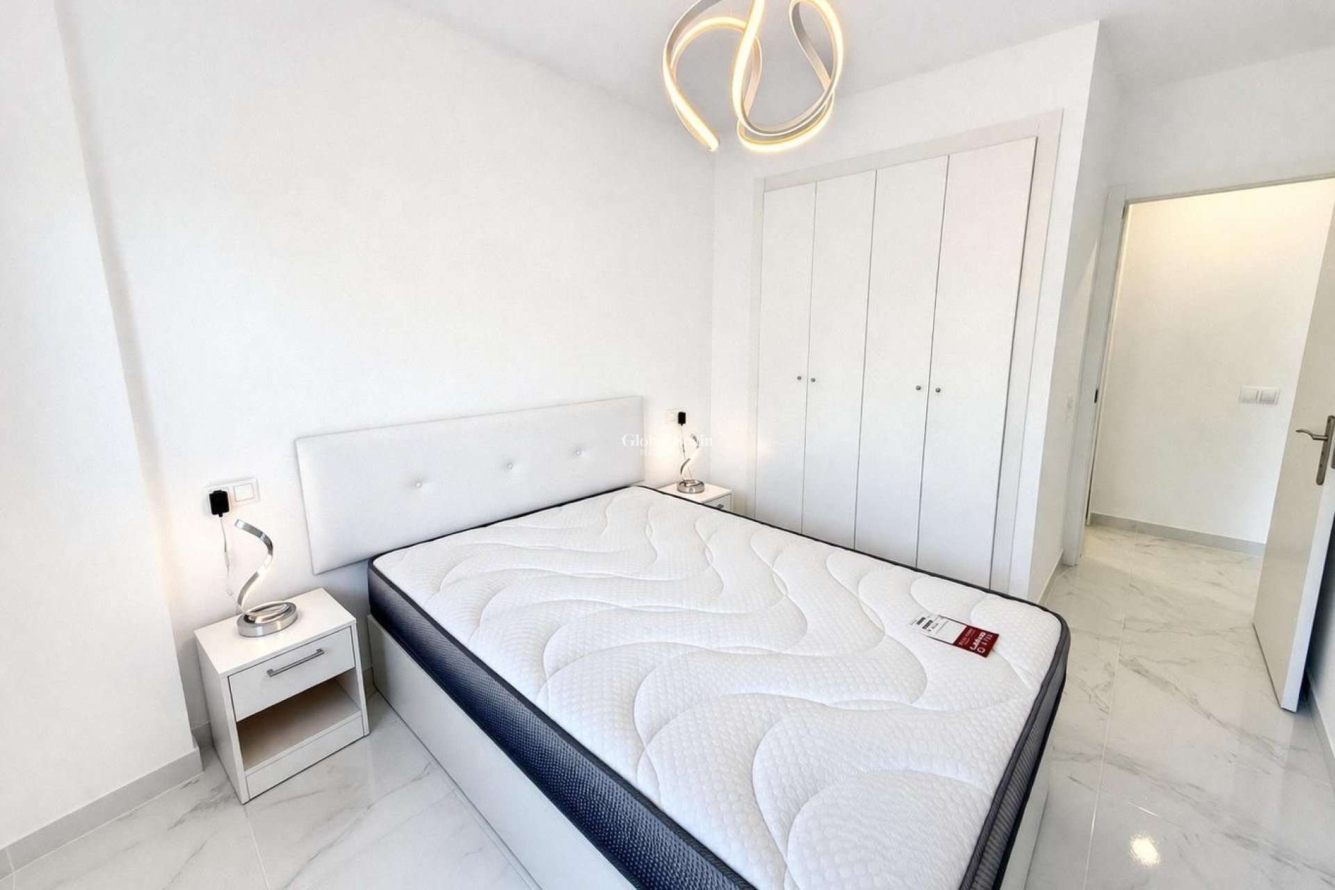 Venta - APARTAMENTO -
TORREVIEJA - Parque de las Naciones