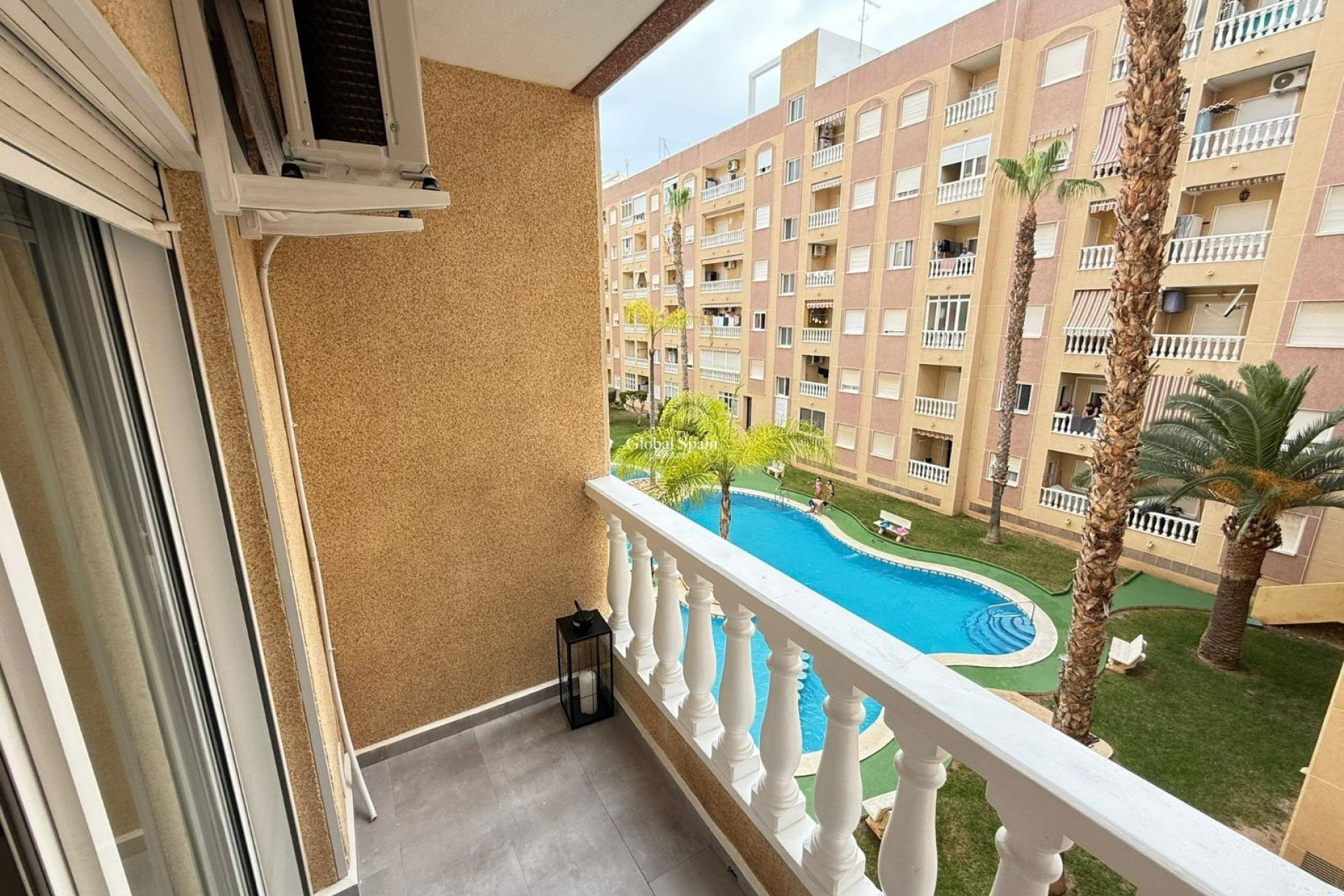 Venta - APARTAMENTO -
TORREVIEJA - Parque de las Naciones