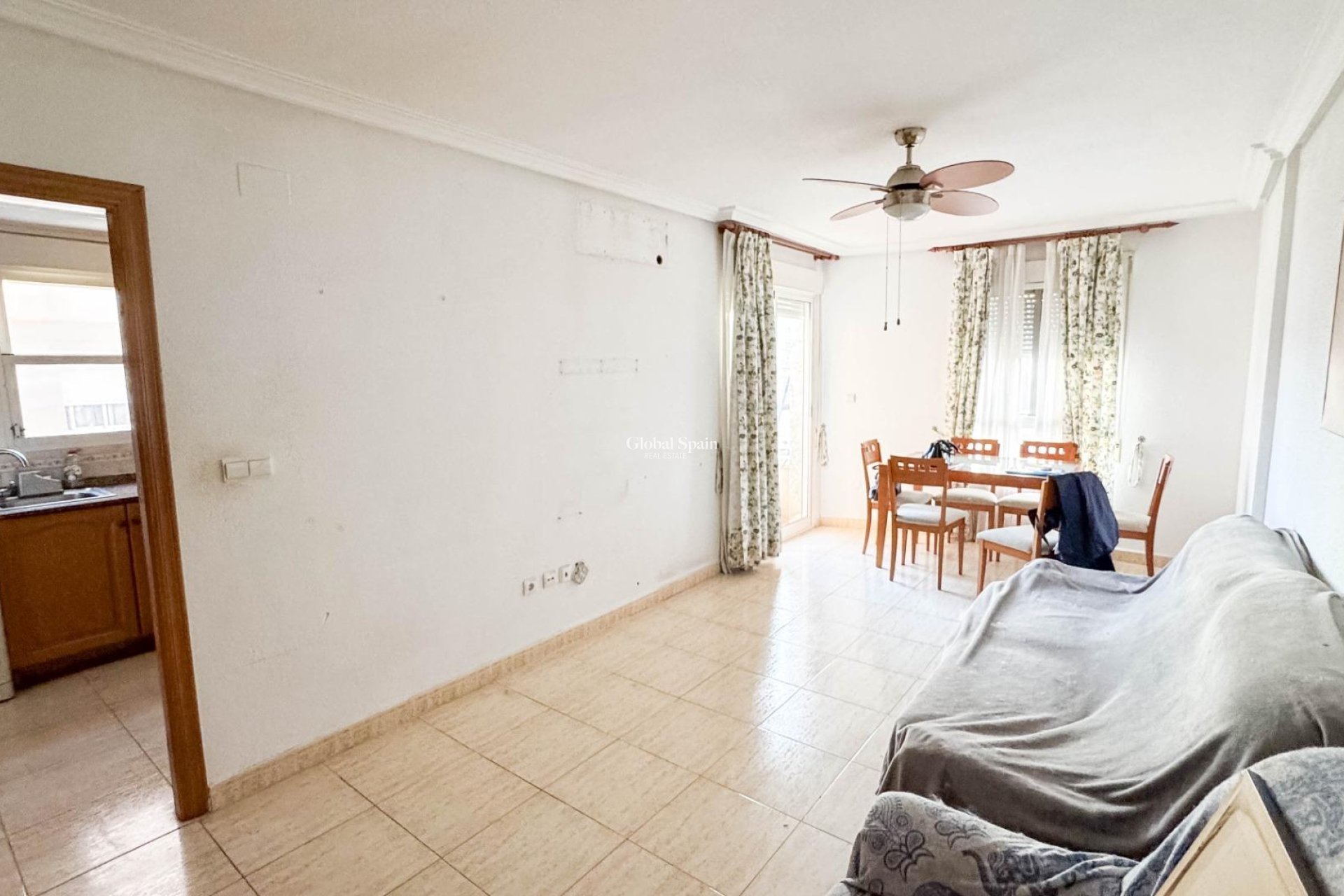 Venta - APARTAMENTO -
TORREVIEJA - Parque de las Naciones