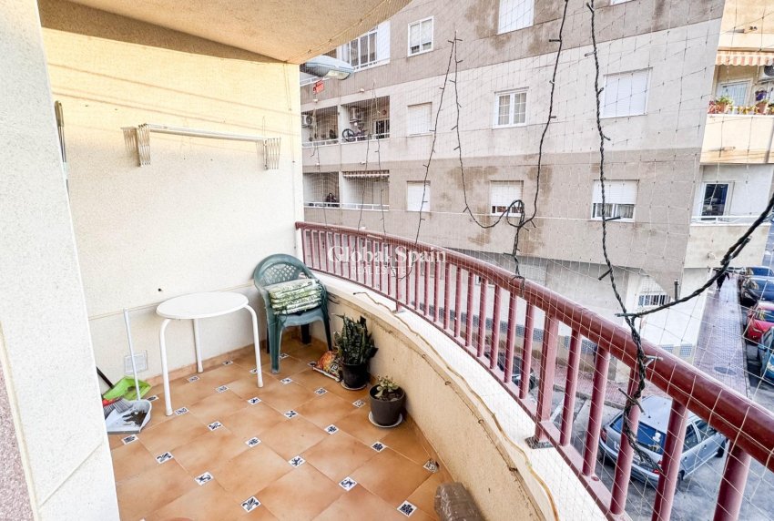 Venta - APARTAMENTO -
TORREVIEJA - Parque de las Naciones