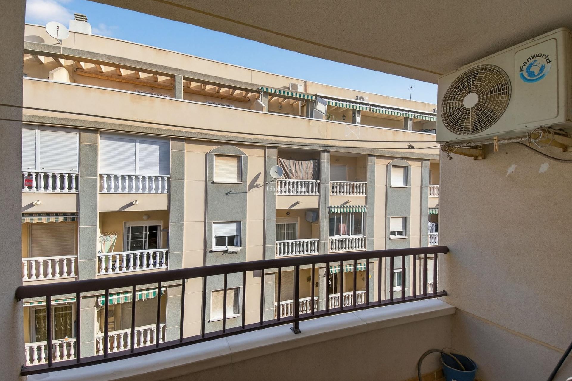 Venta - APARTAMENTO -
TORREVIEJA - Parque de las Naciones